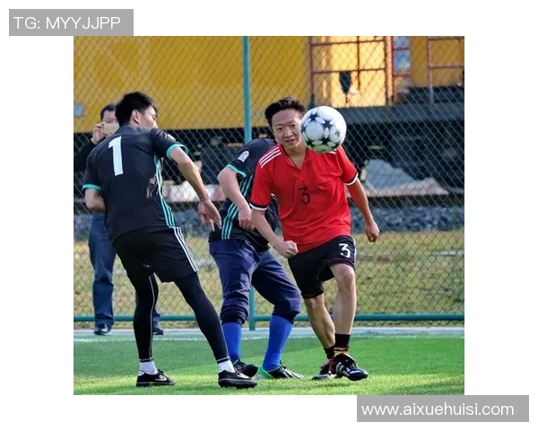 苹果手机壳与足球明星的完美结合引领时尚潮流新风尚