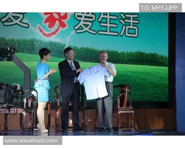 李彦泽：从青涩少年到篮球明星的成长之路与奋斗故事